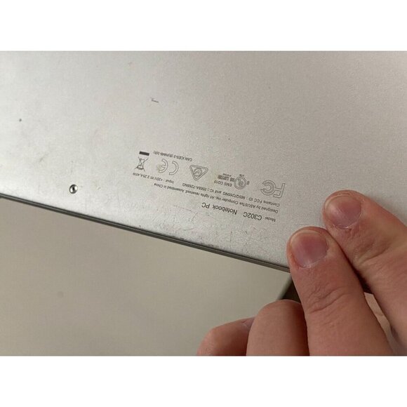 BROKEN LAPTOP LOT - ASUS Chromebook C302C & Acer Aspire - With 3 Untested Cords - Picture 12 of 12